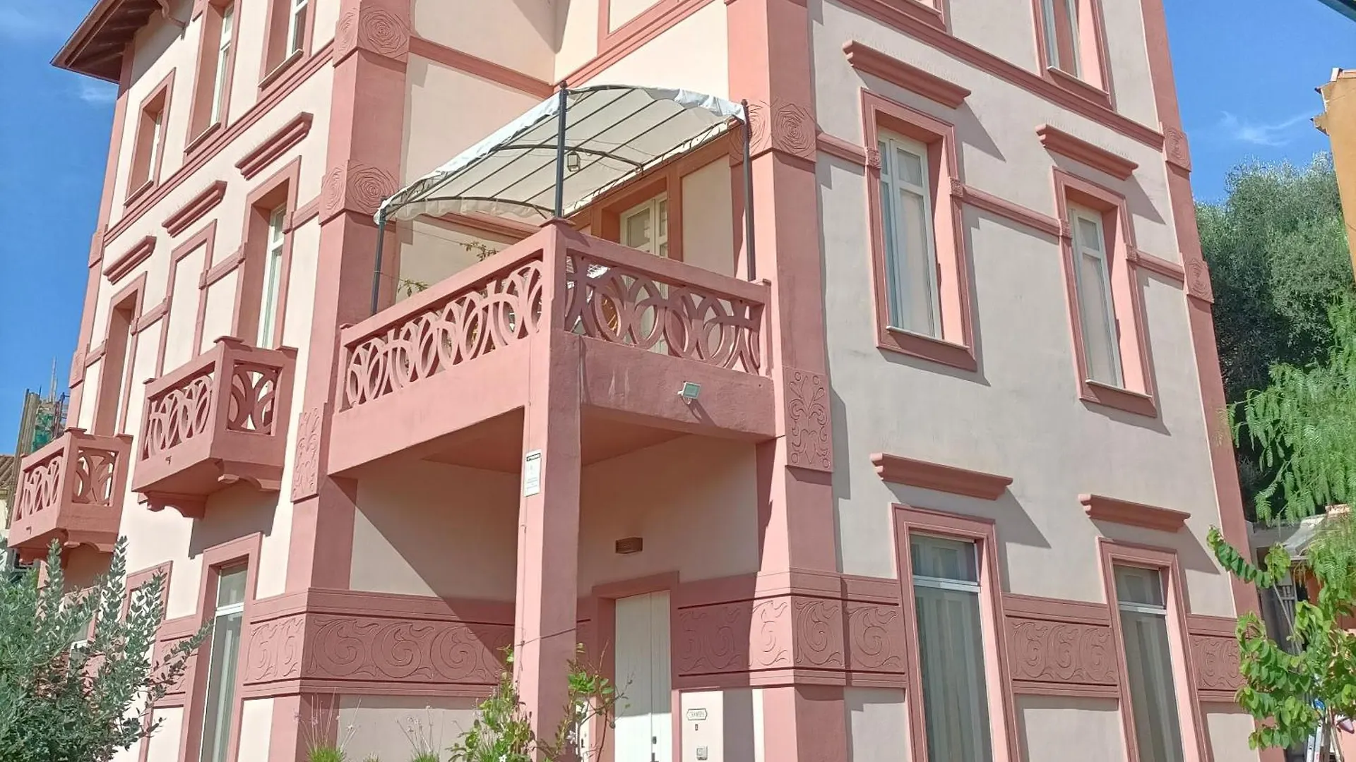 Maison Belle Epoque & Suites Oristano 0*,