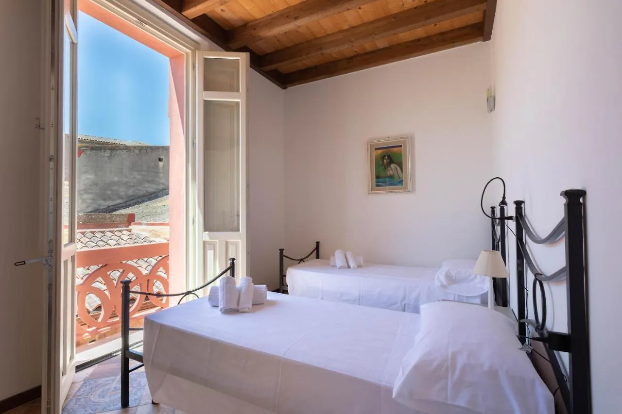 Maison Belle Epoque & Suites Oristano Apartment